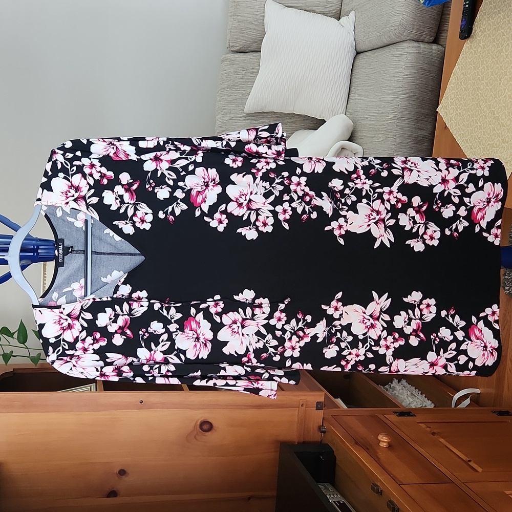Roz & Ali Floral Design Dress